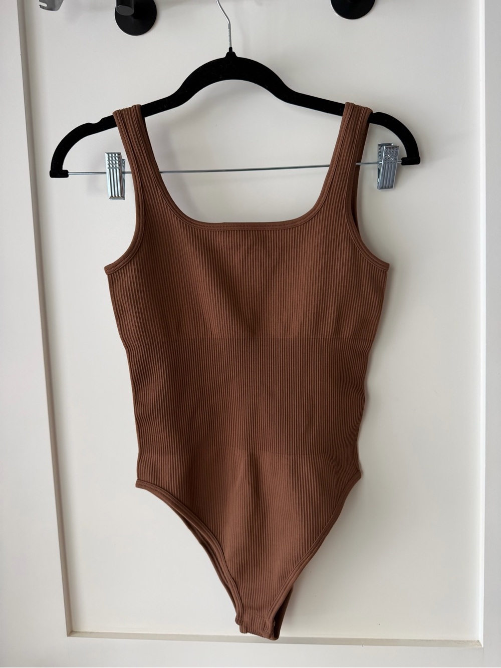 Ribbed Scoop-Neck Bodysuit in Brown